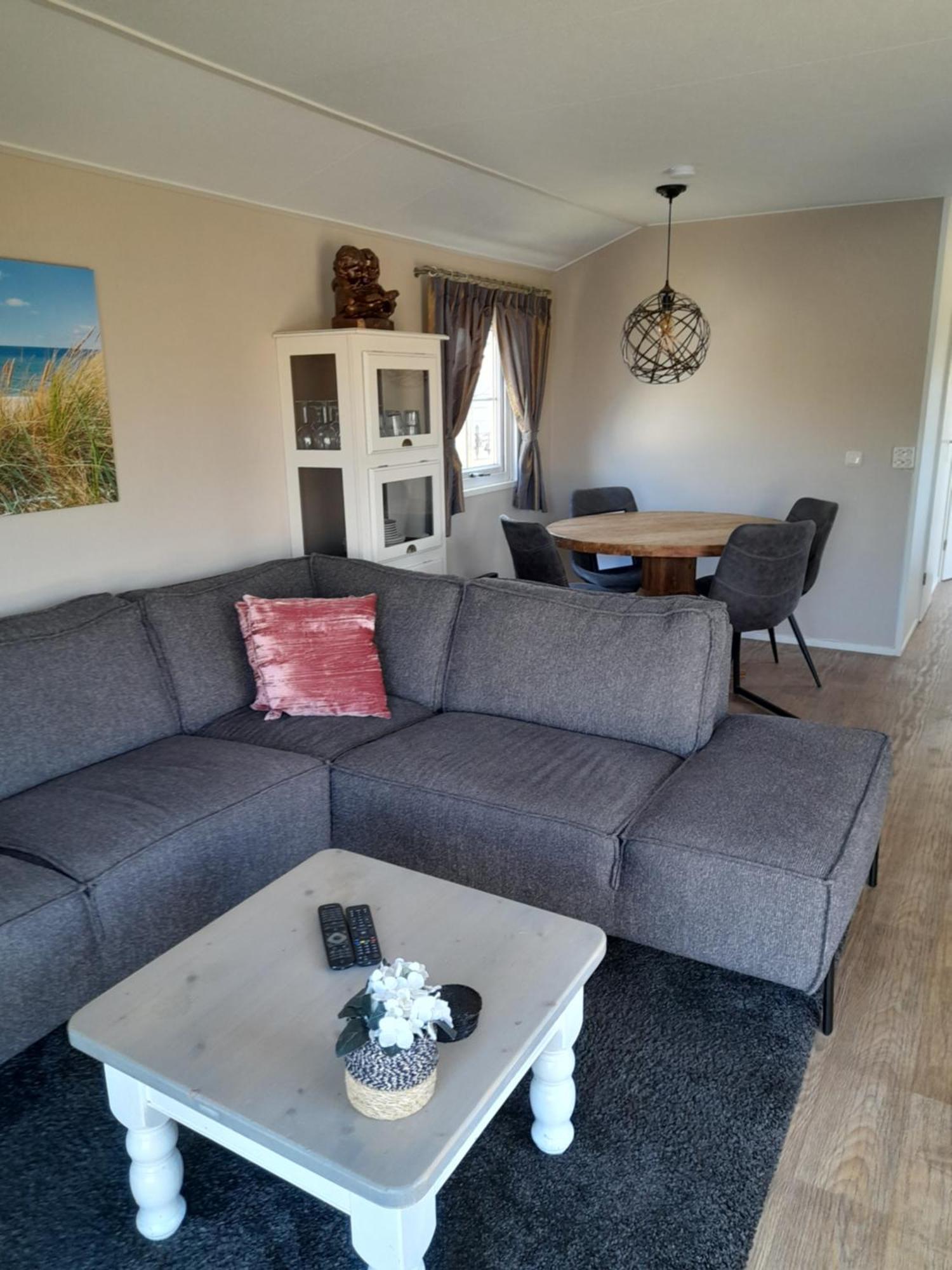 Chalet Makkum C99B Met Prive Gelegen Tuin Aan Het Water Zewnętrze zdjęcie